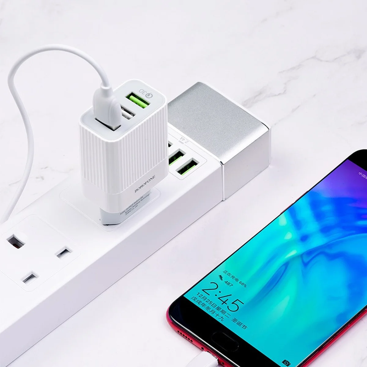 СЗУ Borofone BA40A Speedway three-Port QC3.0 Белый