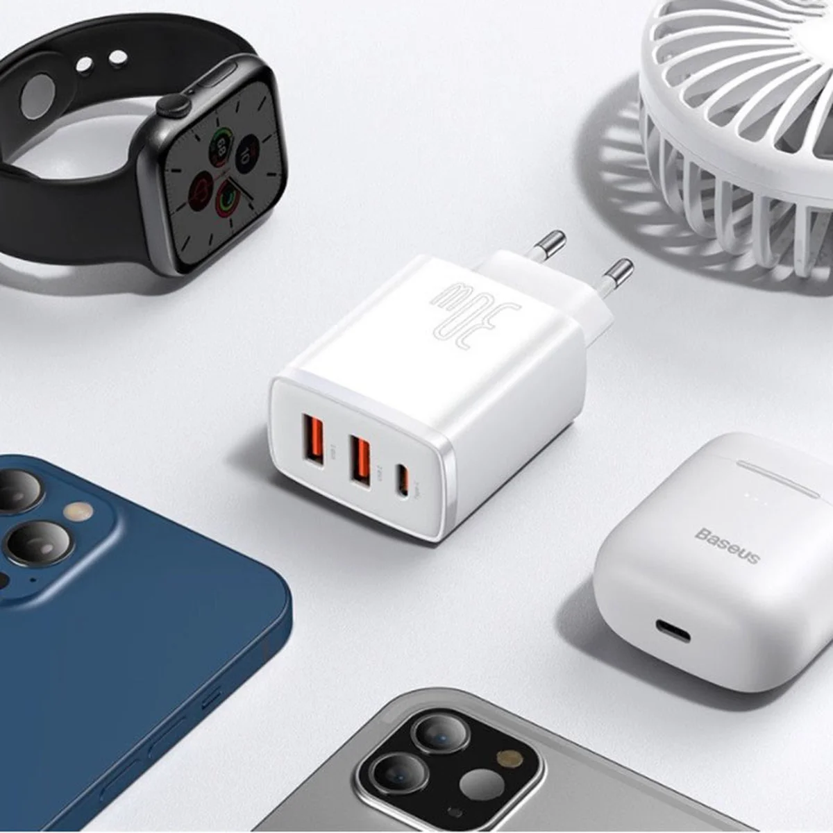 СЗУ Baseus Compact Quick Charger 30W QC+ PD (1Type-C + 2USB) (CCXJ-E) Белый