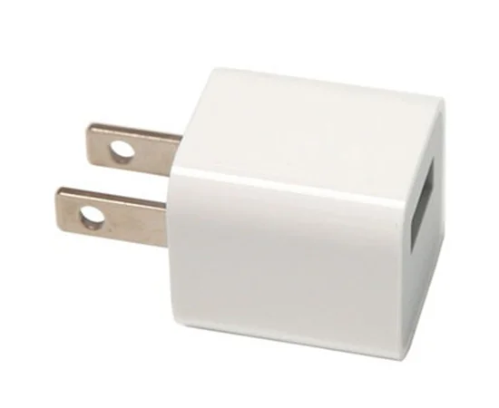Сетевое зарядное устройство (5w 1A) для Apple iPhone / iPod usa (box) Белый