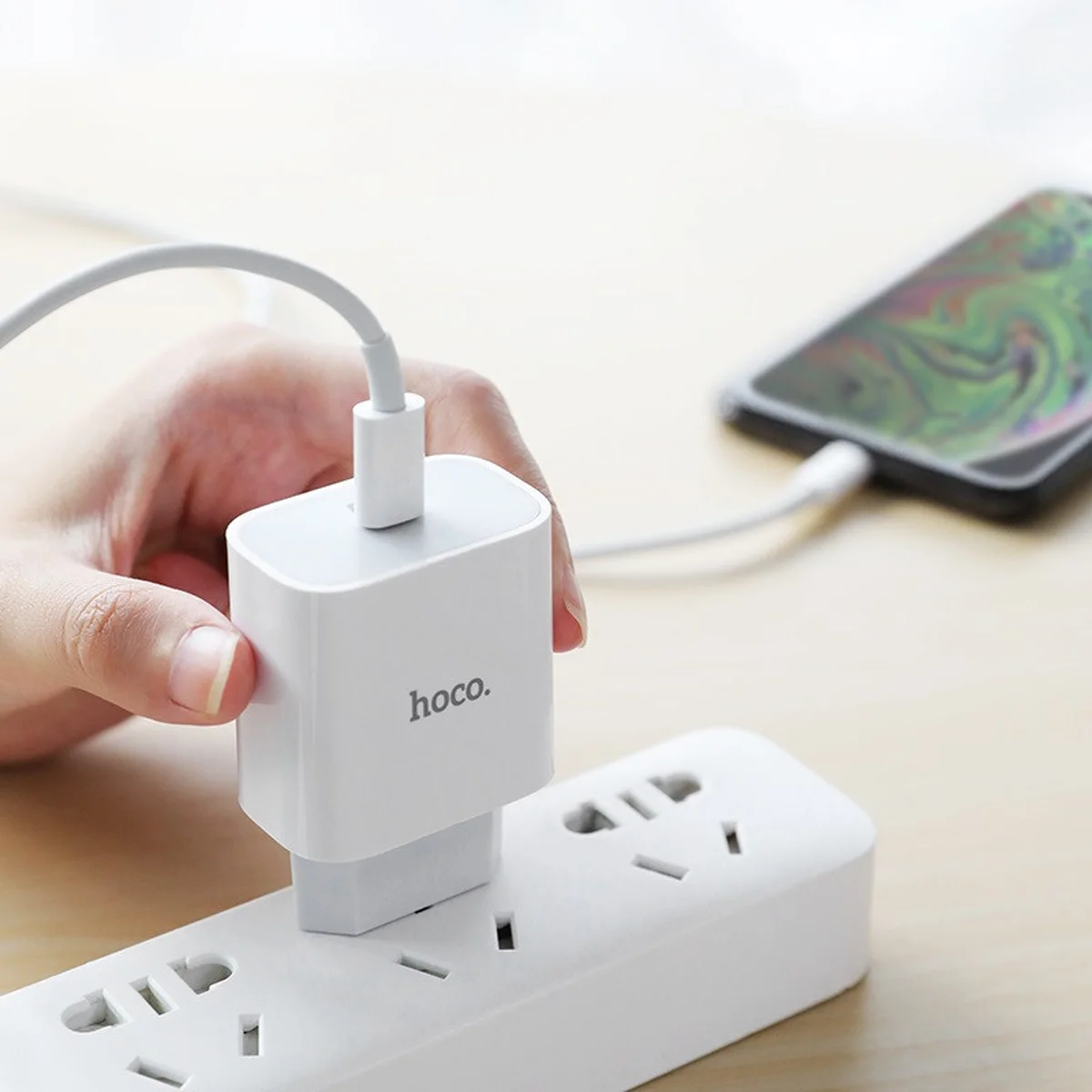 СЗУ Hoco C76A Speed source PD3.0 charger (EU) Білий