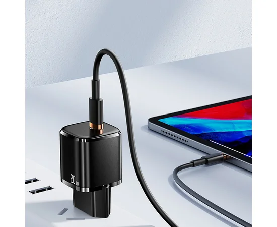 СЗУ Usams US-CC124 T36 20W Super Si (1Type-C / 20W) Чорний