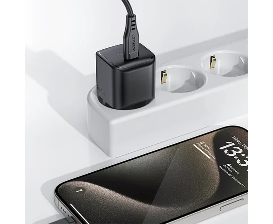 СЗУ Acefast A77 mini PD30W GaN USB-C Black