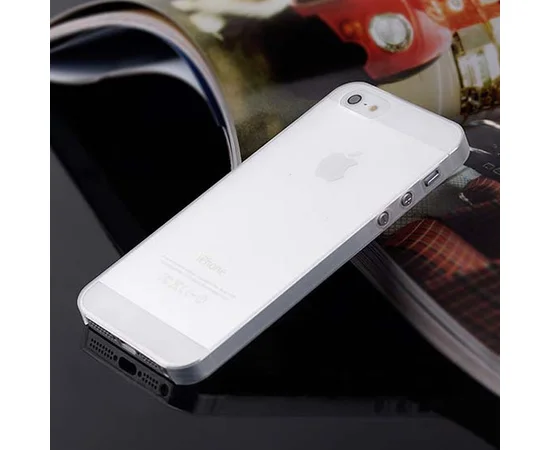 Ультратонкий чехол "Ultrathin 0.3mm" белый для iPhone 5/5S/SE