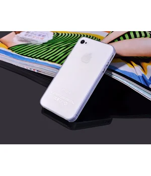 Ультратонкий чехол "Ultrathin 0.3mm" белый для iPhone 4/4S