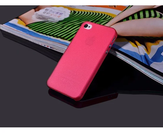 Ультратонкий чохол "Ultrathin 0.3mm" червоний для iPhone 4 / 4S