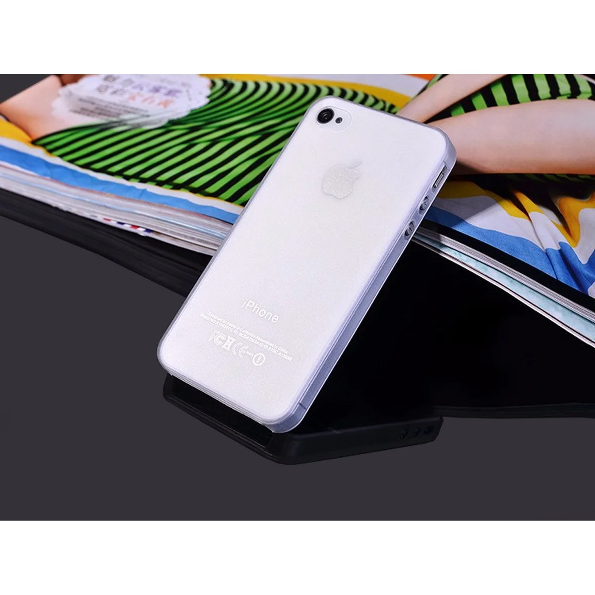 Ультратонкий чохол "Ultrathin 0.3mm" білий для iPhone 4 / 4S